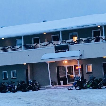 Wheel Inn Motel New Liskeard Екстериор снимка